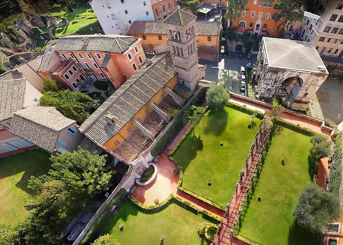 Exclusive Retreat Between History And Comfort