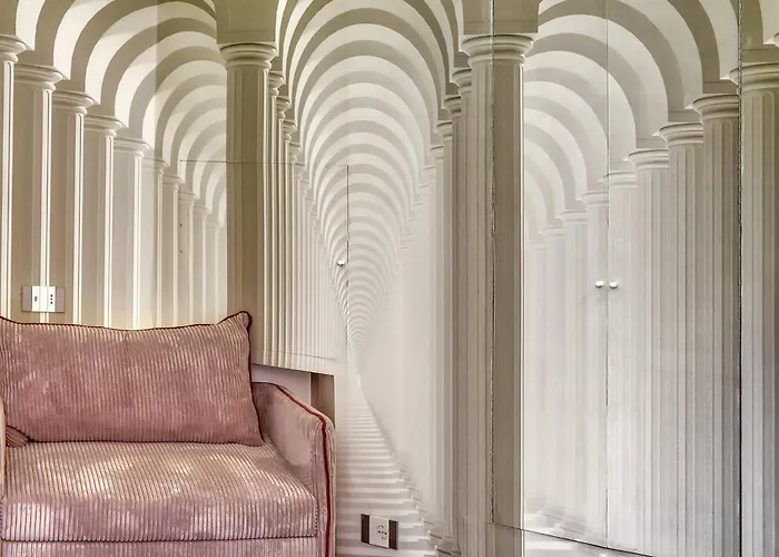 Exclusive Retreat Between History And Comfort
